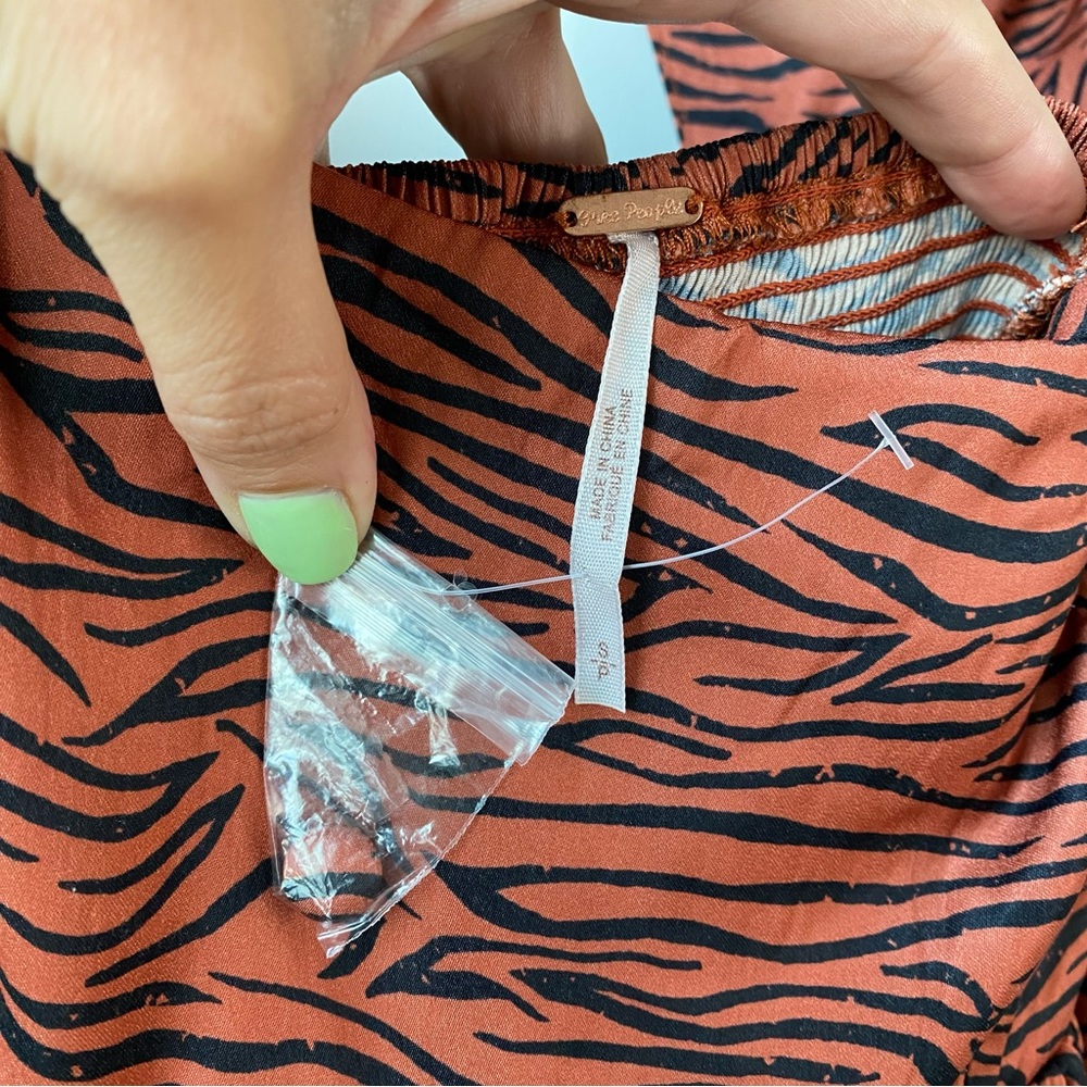 Free People Tiger Print Peplum Blouse S - Picture 4 of 13